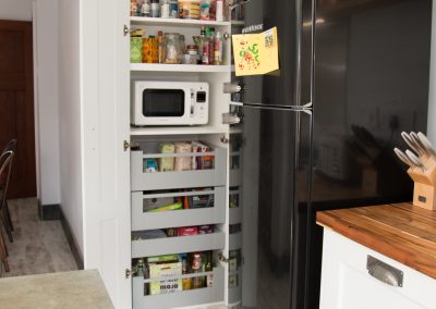 Compact kitchen with larder